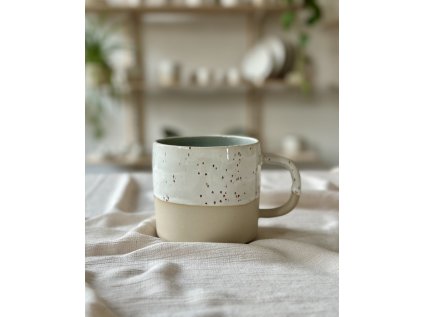 Hrnek dědy Komárka