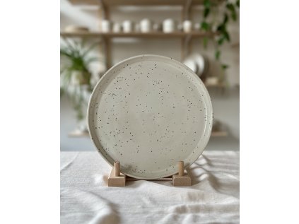 Mělký talíř kropenatý