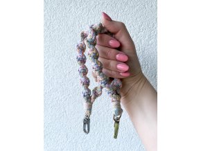 Jarní wristletka