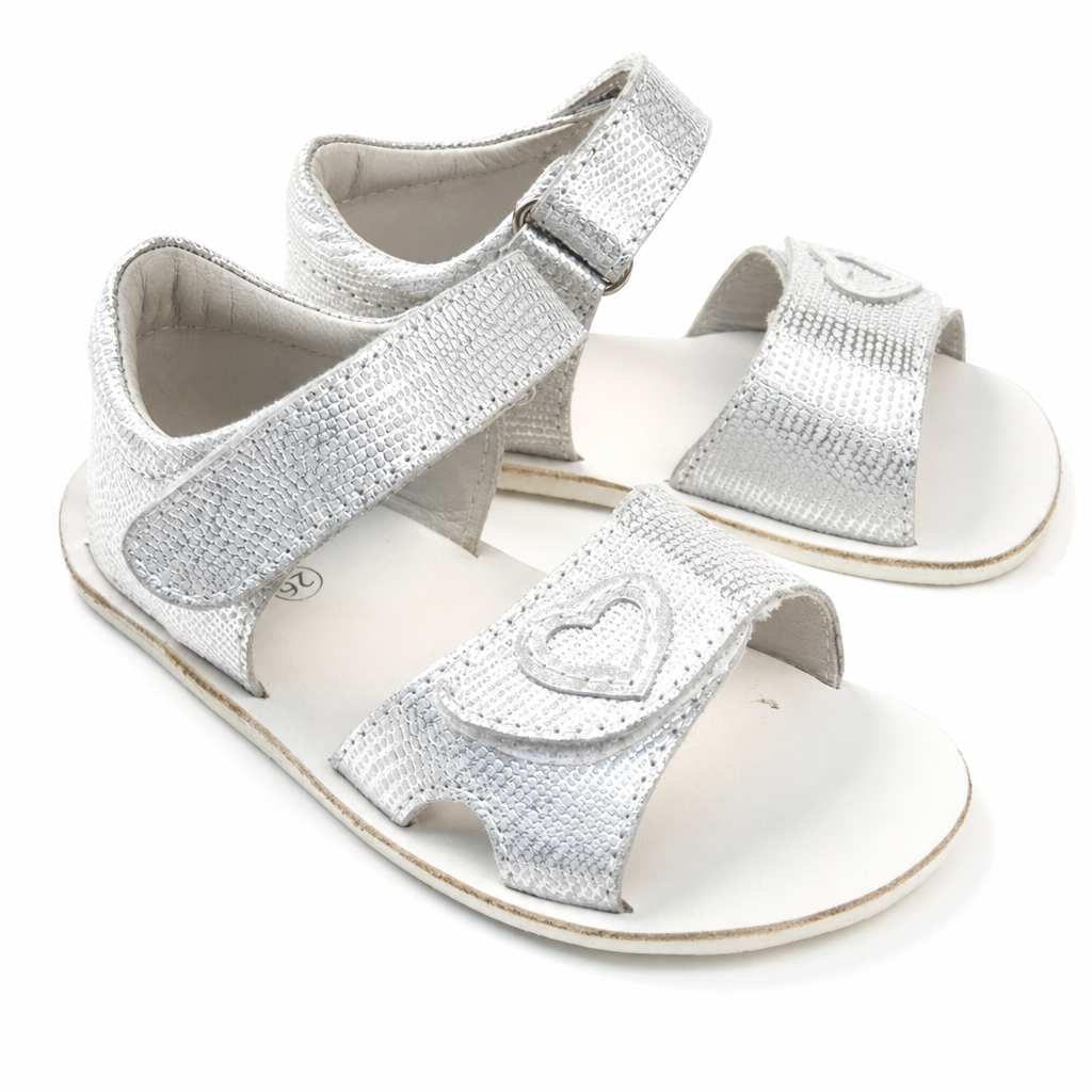 Ef Barefoot sandály Silver srdce Velikost: EU 32