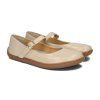 Celine Barefoot Lamb para bokiem