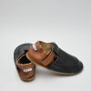 BABY BARE SHOES OUTDOOR WOOD
