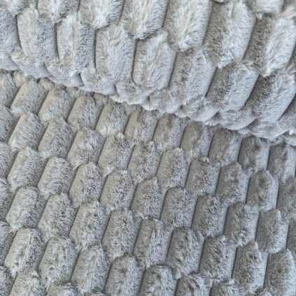 169476 4 kozusina fantasy siva svetla