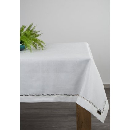 110745 5 obrus emily 145 x 280 cm biely