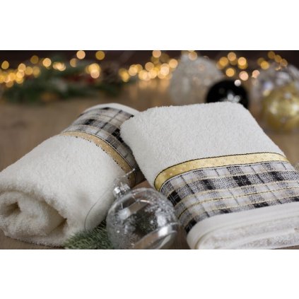 300777 vianocny uterak angel re 02 b 70x140 x3 b