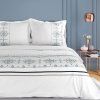 187814 1 postelne obliecky haft 160x200 cm biele