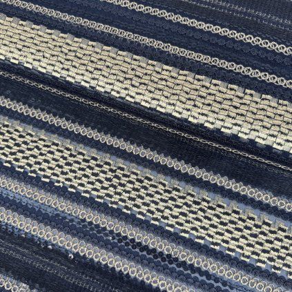 Csipke Gregoria - csíkos