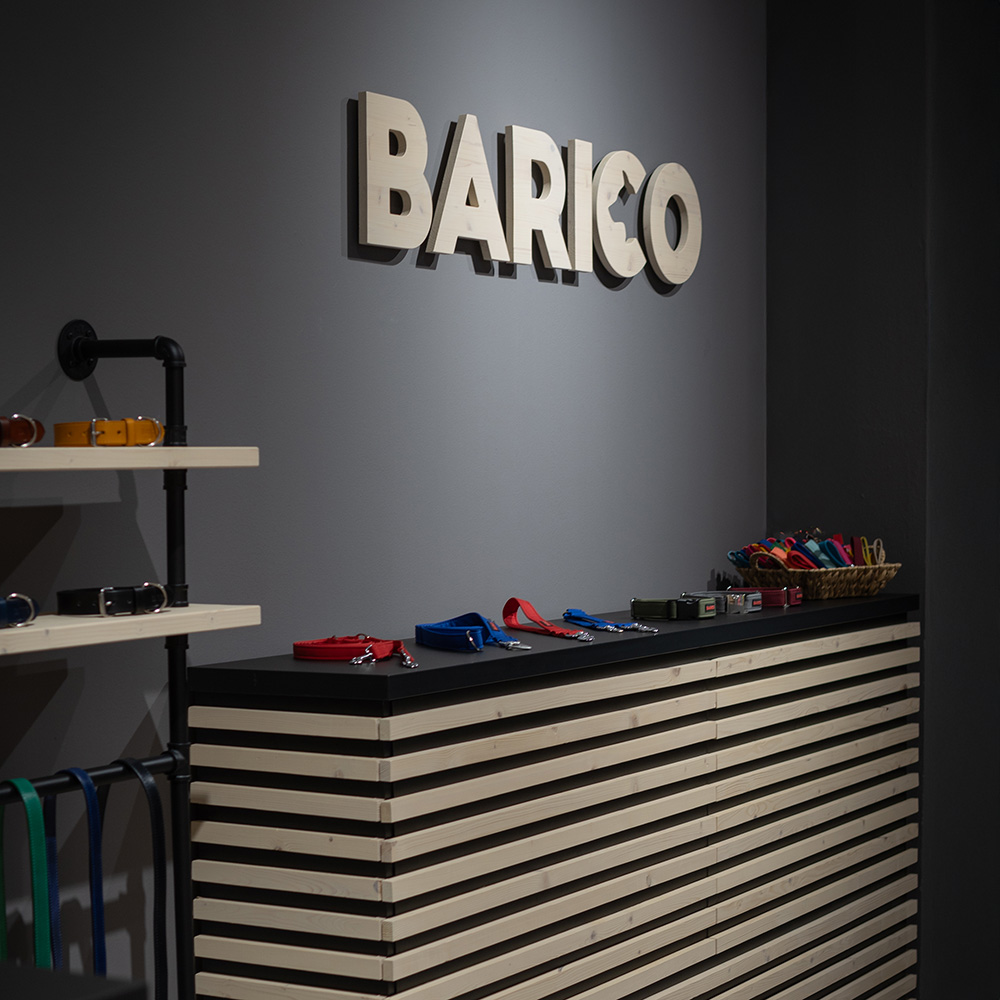 SHOWROOM