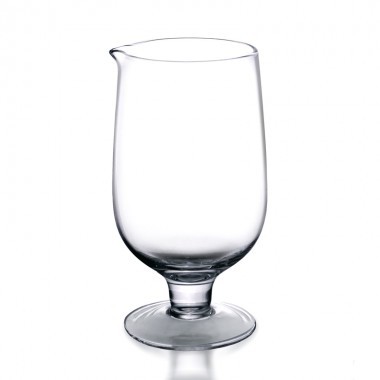 Tato vysoce kvalitní míchací sklenice prémiové značky BarConic® se stane elegantním doplňkem Vašeho baru. Objem 0,8l