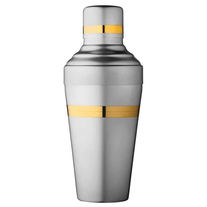 Třídílný shaker prémiové značky Urbanbar o objemu 0,5l se stane Vaším velice elegantním pomocníkem.