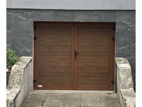 Dvoukřídlá hliníková garážová vrata Kružík rozměr šířka 2375x2150 dřevodekory woodgrain zateplená STANDARD
