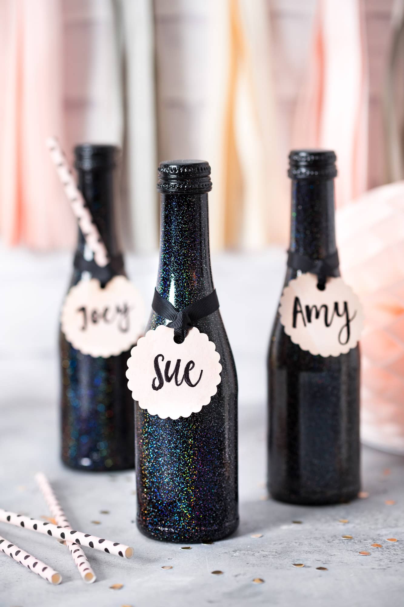 Montana-Cans-GRAM-Glitter-Effect-Spray-DIY_Flaschen_Hoch_NoBranding