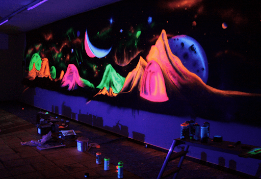 uv-spray-paint