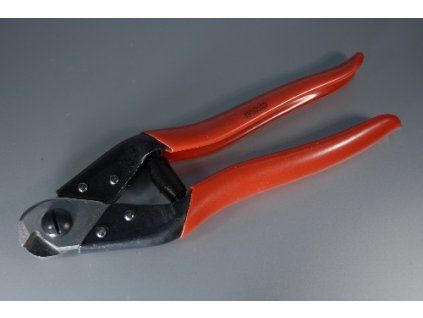 Kleště Parrot Cut