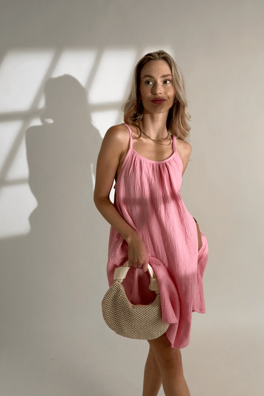 Mušelínové šaty na ramínka krátké S-M, Růžová