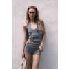 halter neck top a šortky mini