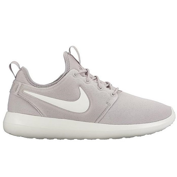 WMNS Nike Roshe Two Velikost obuvi: 38