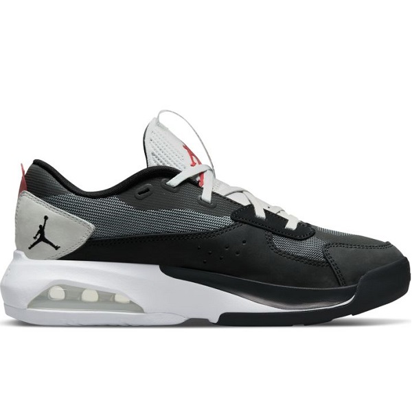 Air Jordan Air 200E Velikost obuvi: 44.5