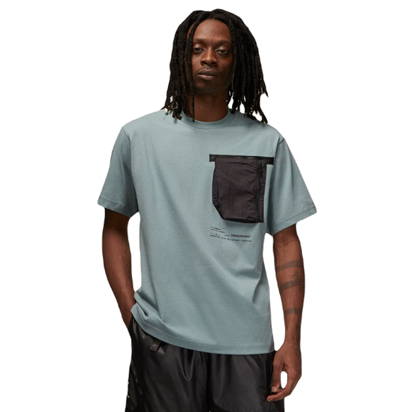 Air Jordan 23 Engineered Statement Tee Velikost oblečení: S