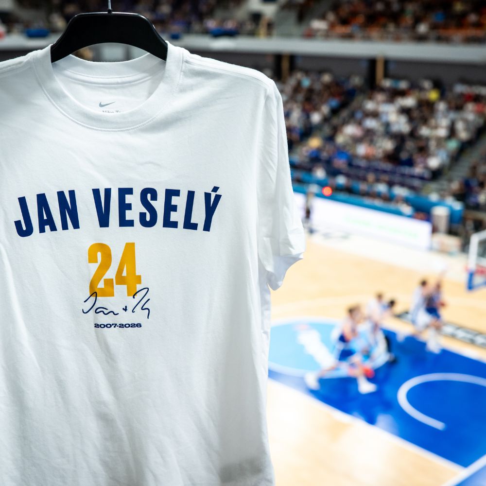 Nike Dri-FIT Tee Jan Veselý 24 - Career Edition Velikost oblečení: L