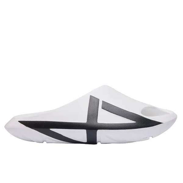 Anta Shock 4 Basketball Slippers Velikost obuvi: 42