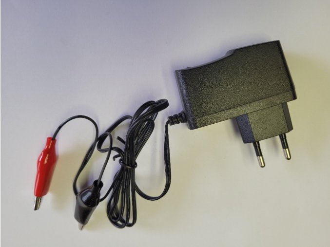 Nabíječka udržovací zdroj