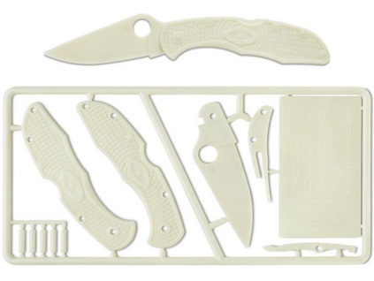 Spyderco Delica 4 Knife Kit