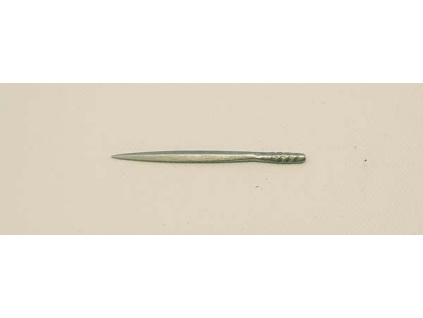 Rombic needle