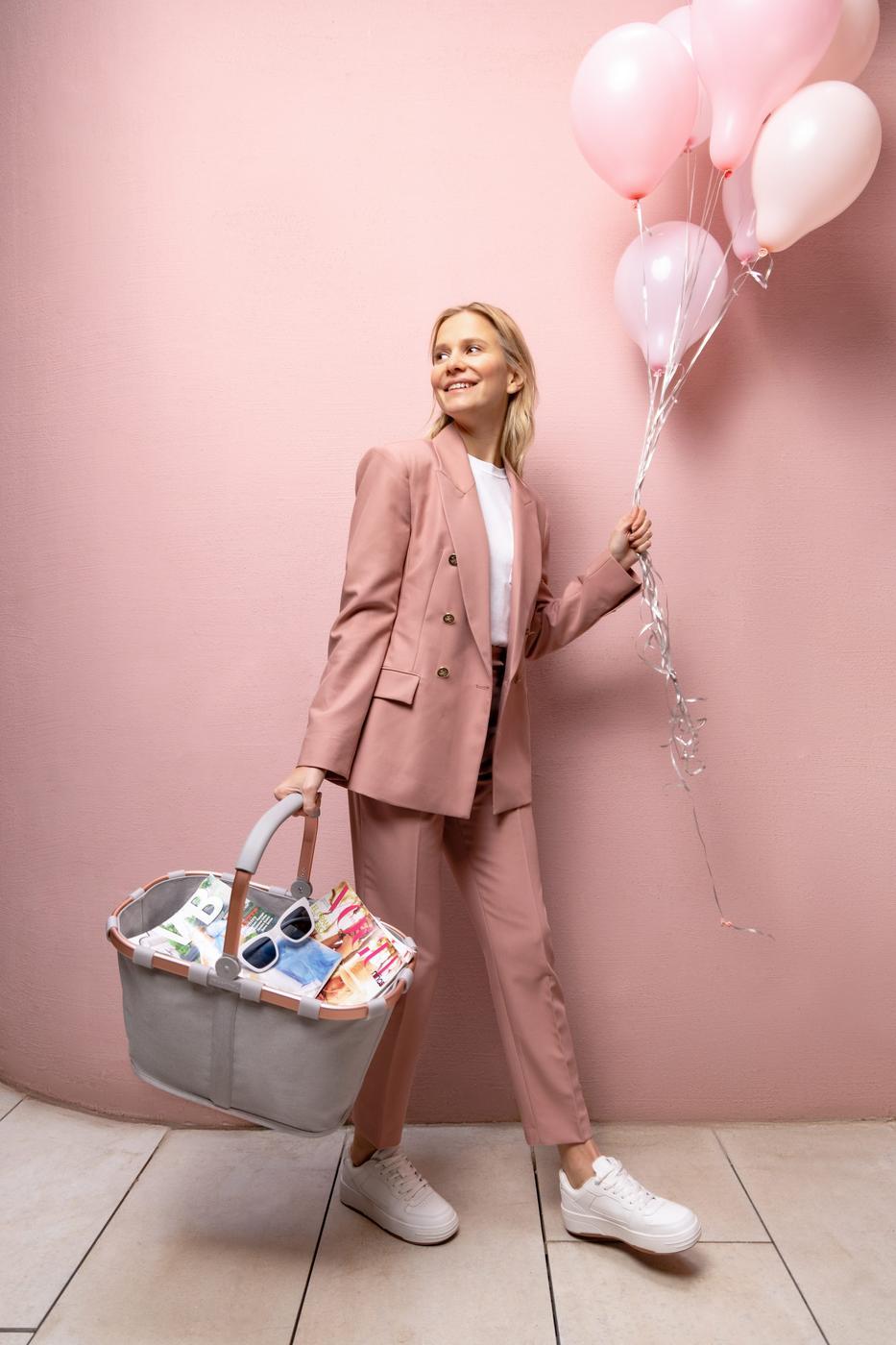 BK1036_carrybag-frame_twist-sky-rose_reisenthel_RGB-Master_PE_04