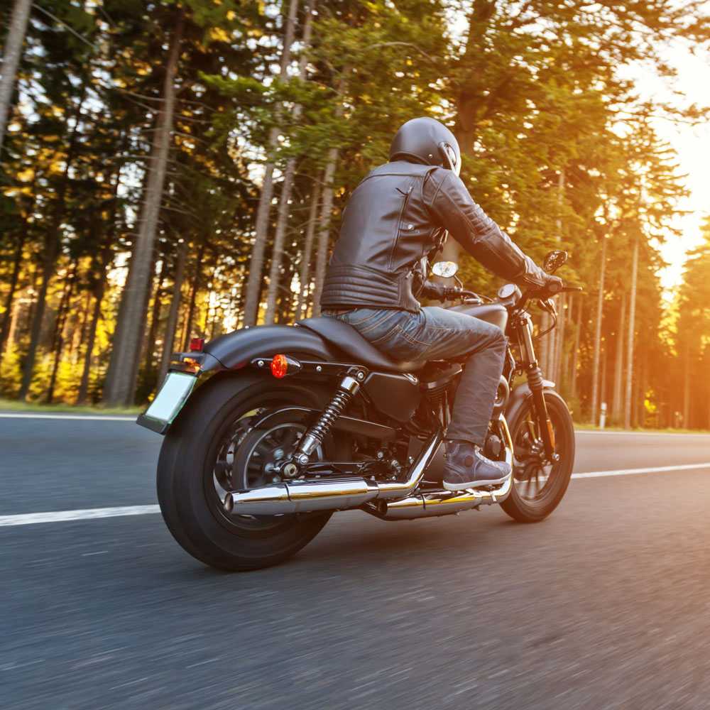 Kontrola motobaterie po zimě aneb moto sezóna je za rohem