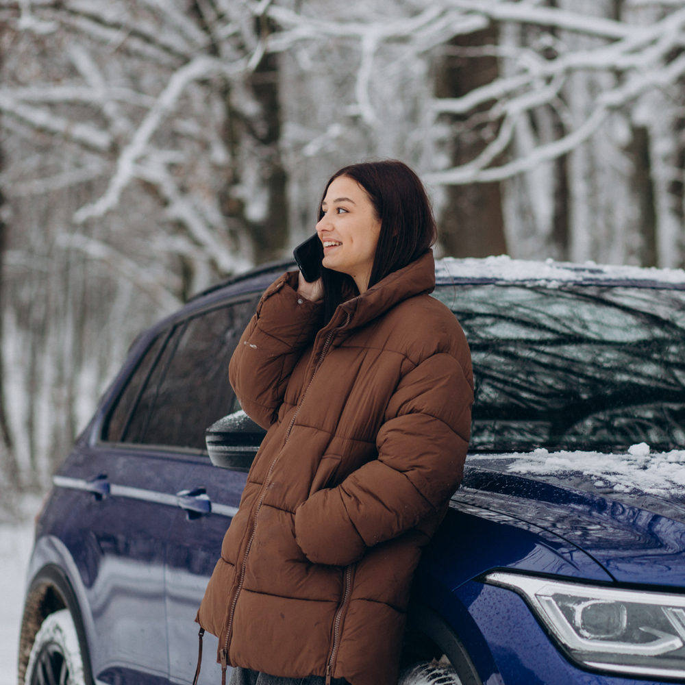 Použití startovacího zdroje či startovacích kabelů u hybridních vozidel