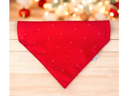 Červený šátek pro psa s jemným bílým puntíkem