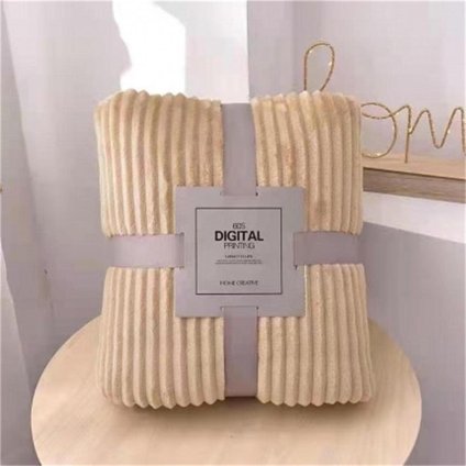 Deka 150 x 200 cm mikroplyš hnědá