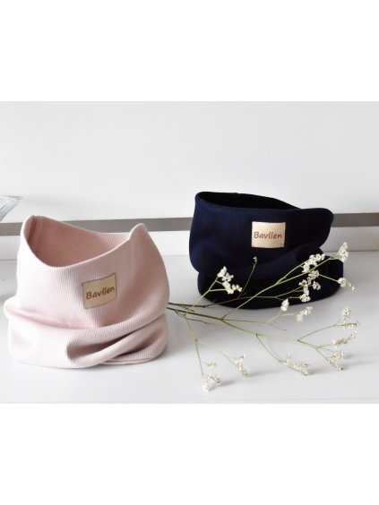 Žebrovaný dvouvrstvý nákrčník