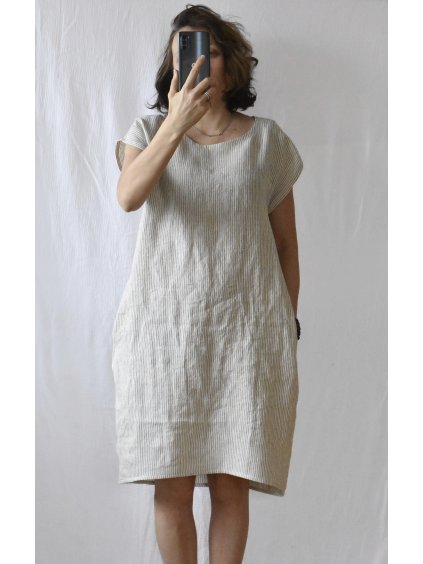 Lněné šaty hruška