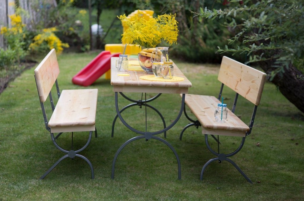 garten-mobel-biertish