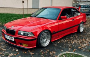 BMW E36 Coupe 325i 141kW od Radka
