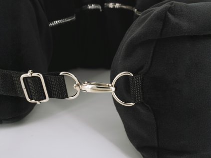 bayso cestovni polstarek cerny2