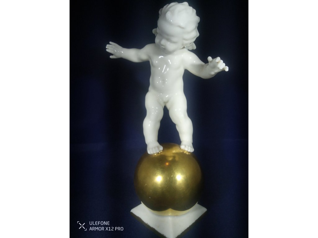 Porcelánová soška andílka (putto) Karl Tutter