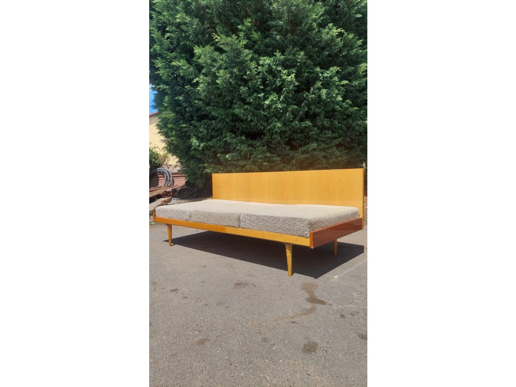 Rozkládací gauč, postel, TATRA, retro, vintage, 70. léta