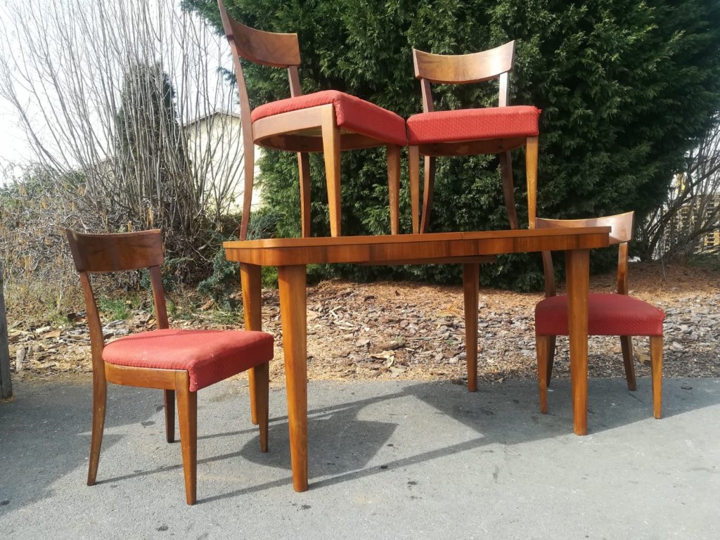 Jídelní rozkládací stůl + 4x židle Art Deco ořech dýha