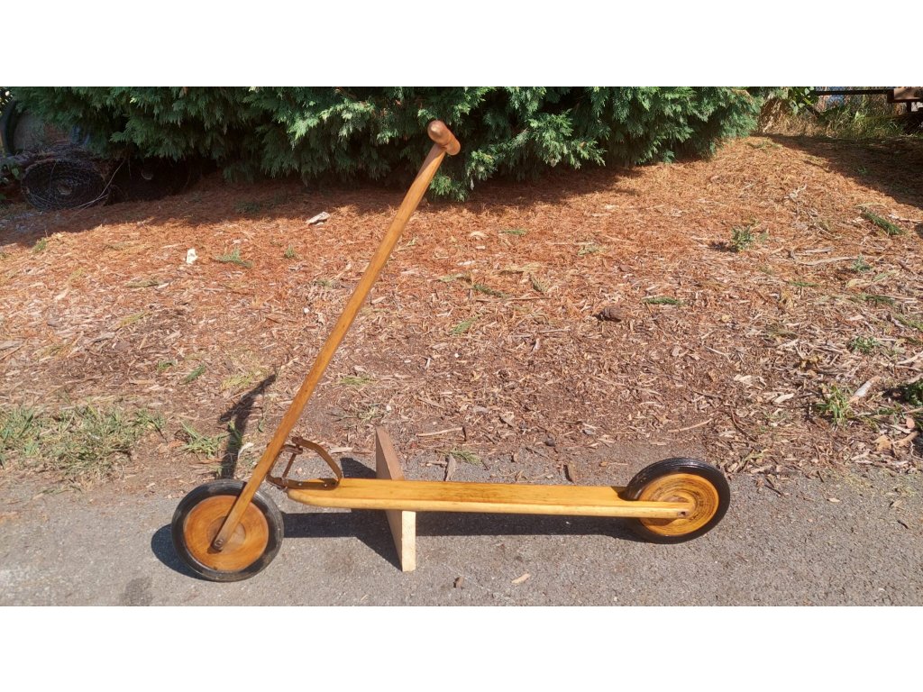 Koloběžka dřevěná, dětská, retro, vintage