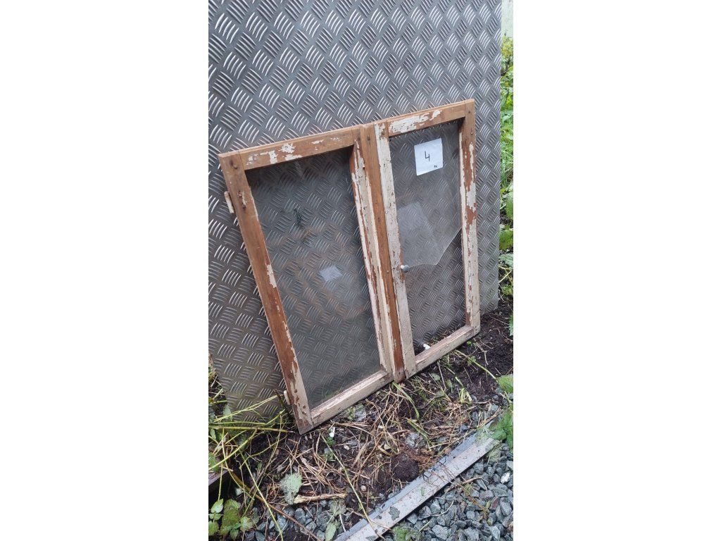 4 Okno dřevěné, retro, vintage