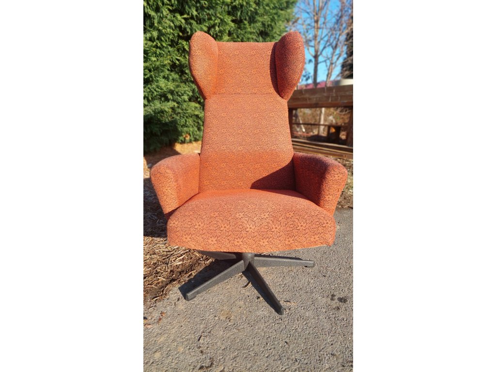 Otočné Křeslo Ušák Socialismus 70.-80. léta Vintage