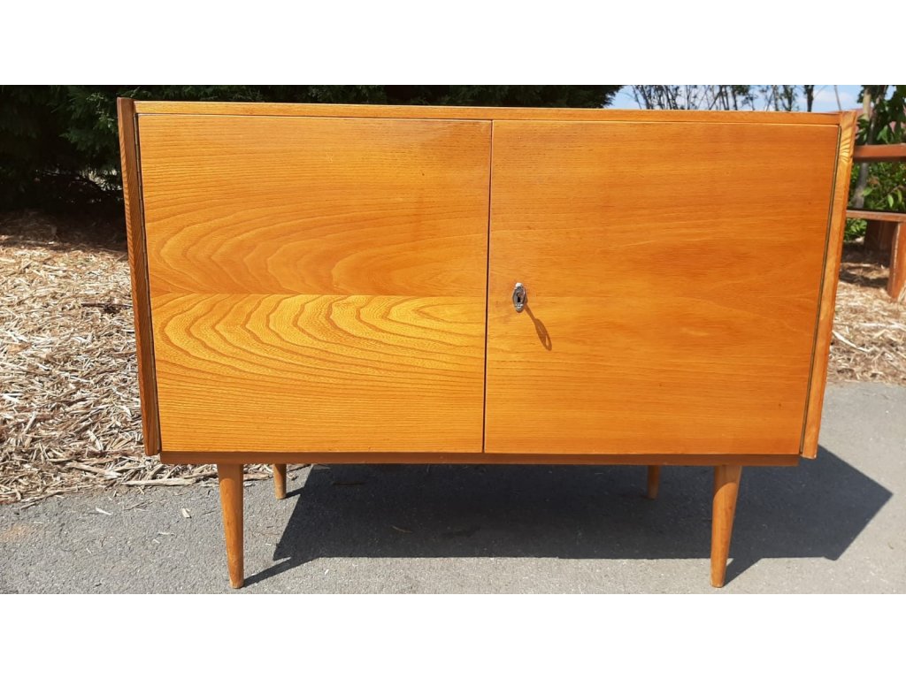 Komoda Skříňka Prádelník Botník Socialismus RETRO Vintage