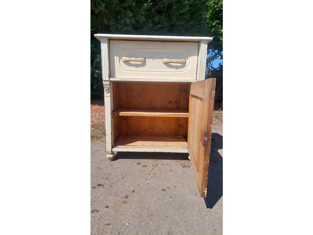 Komoda, toaletka, mycí skříňka, galerka, retro, vintage