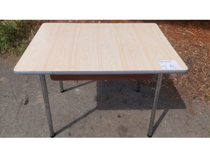 13 Stůl kuchyňský, jídelní,retro, socialismus