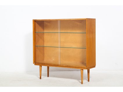 (117) Komoda, knihovna, regál, vitrína, retro