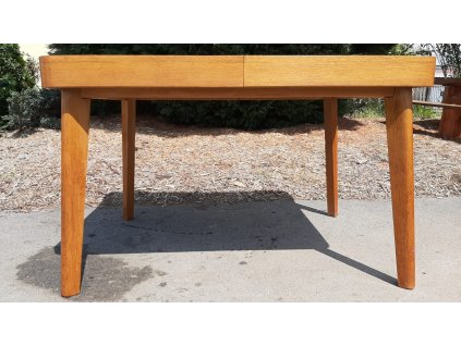 Rozkládací Jídelní Stůl