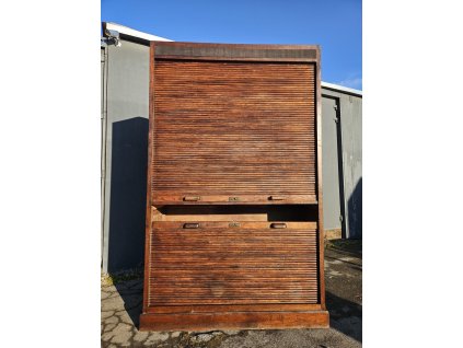 Skříň kartotéková roletková, funkcionalismus